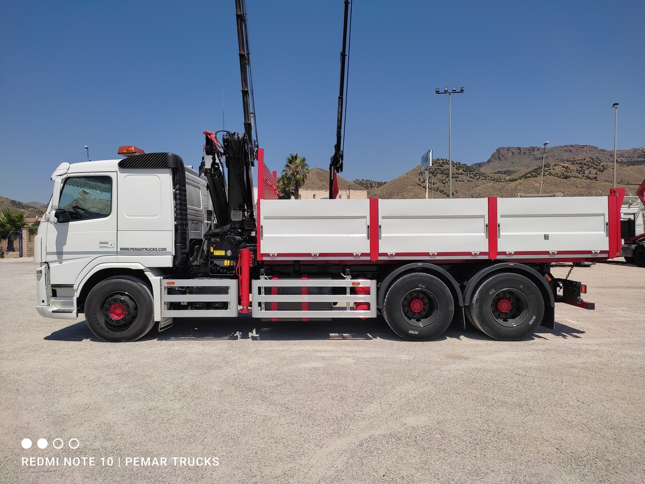 Tipper, Crane truck VOLVO FM 440 6X4 GRUA BASCULANTE: picture 12