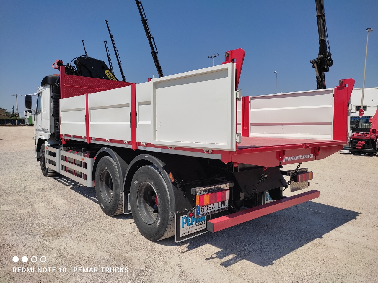 Tipper, Crane truck VOLVO FM 440 6X4 GRUA BASCULANTE: picture 9
