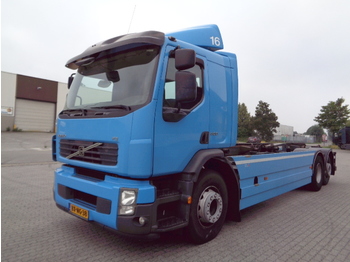 Container transporter/ Swap body truck Volvo FE 300 6X2: picture 1