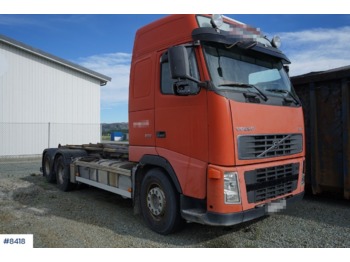 Hook lift truck Volvo FH12: picture 1