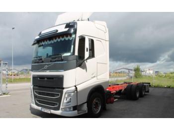 Container transporter/ Swap body truck Volvo FH12 Euro 6: picture 1