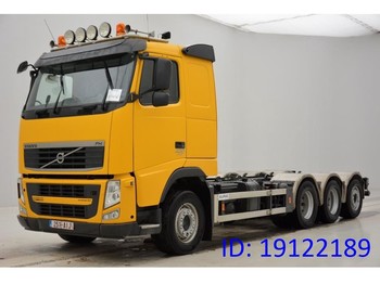 Cab chassis truck Volvo FH13.400 - 8x4: picture 1