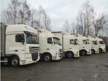 Curtainsider truck Volvo FH13-440 6x2R 120m3 Leder,XENON,Edscha,GERMAN: picture 1