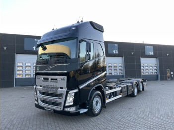 Container transporter/ Swap body truck Volvo FH460 6x2-4: picture 1