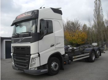 Container transporter/ Swap body truck Volvo FH460 / EURO6: picture 1