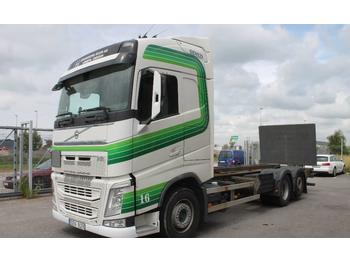 Container transporter/ Swap body truck Volvo FH500 6x2 Euro 5: picture 1