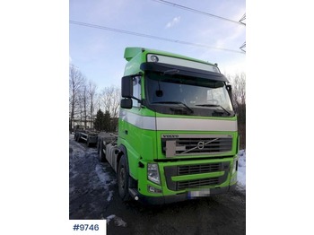 Container transporter/ Swap body truck Volvo FH540: picture 1
