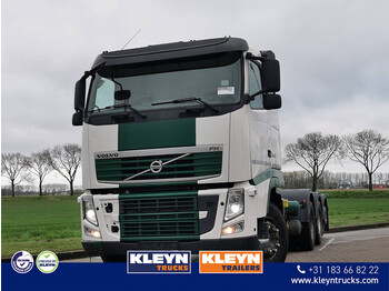 Cab chassis truck Volvo FH 13.540 8x4 manual: picture 1
