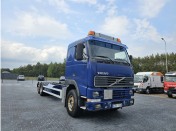 Cab chassis truck VOLVO FH16