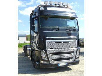 Cab chassis truck Volvo FH 16 600 6X2: picture 1