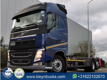 Container transporter/ Swap body truck Volvo FH 420 wb 490 cm 2x ahk: picture 1