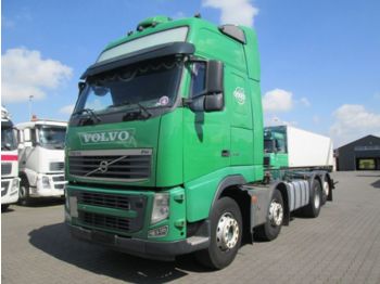 Container transporter/ Swap body truck Volvo FH 440 globetrotter XL 8X2: picture 1