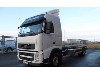 Container transporter/ Swap body truck Volvo FH 4*2 Euro 5: picture 1