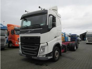 Cab chassis truck Volvo FH 500 6x2: picture 1