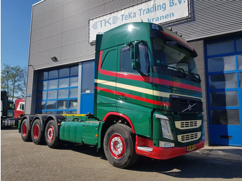 Container transporter/ Swap body truck Volvo FH 500 8x2 BDF: picture 5