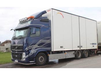 Box truck Volvo FH 6x2 Euro 5: picture 1