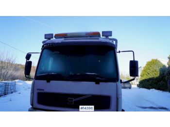 Dropside/ Flatbed truck, Crane truck Volvo FL250: picture 4