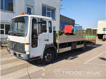 Autotransporter truck Volvo FL6: picture 1