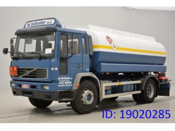 Tank truck for transportation of fuel Volvo FL6.250: picture 1