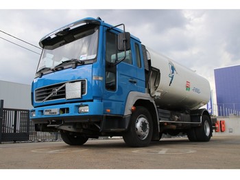 Tank truck for transportation of fuel Volvo FL 220.15 + MAGYAR 10.000 L ( 4 comp.): picture 1