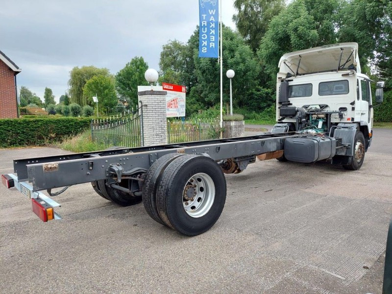 Cab chassis truck Volvo FL 250 MANUAL STEEL SUSPENSION: picture 4