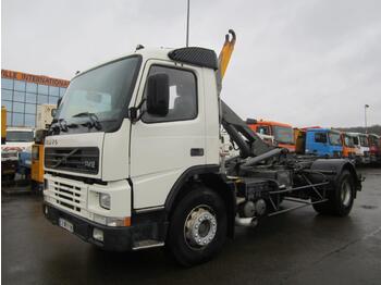 Hook lift truck Volvo FM12: picture 1