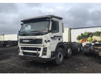 Container transporter/ Swap body truck Volvo FM12 8X4 FM12 8X4: picture 1