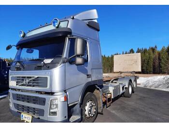 Container transporter/ Swap body truck Volvo FM13: picture 1