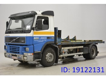 Container transporter/ Swap body truck Volvo FM7.250: picture 1