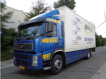 Box truck Volvo FM9-260: picture 1