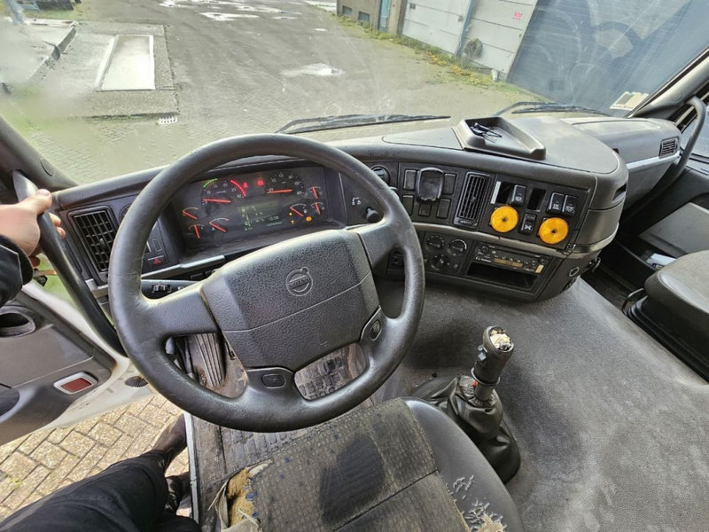 Dropside/ Flatbed truck Volvo FM 12.480 FM8446B - 8x4 - Manual Gear: picture 13