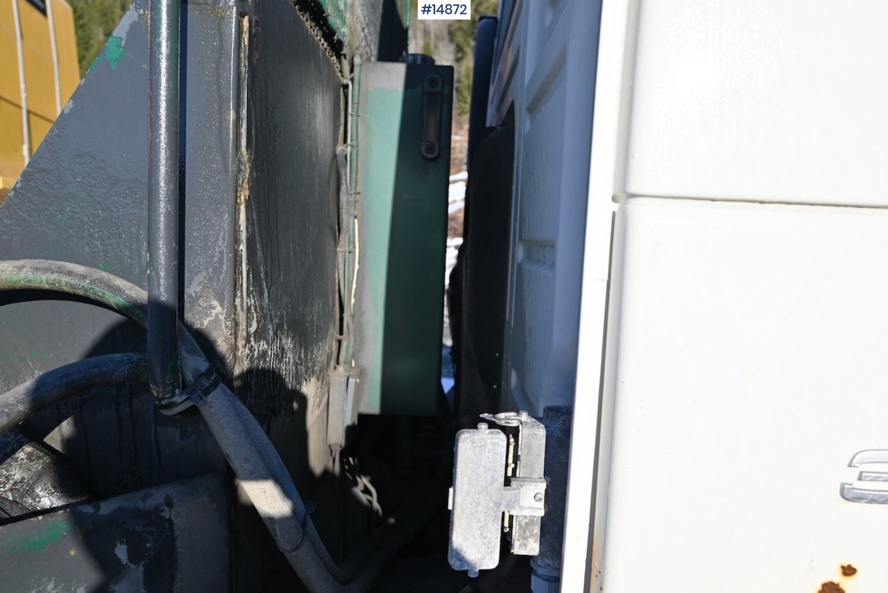 Dropside/ Flatbed truck Volvo FM 300: picture 21