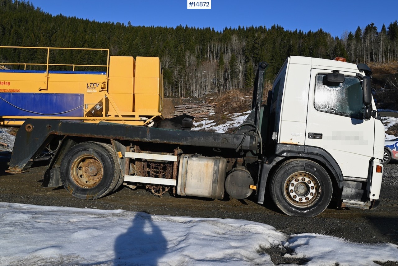 Dropside/ Flatbed truck Volvo FM 300: picture 5