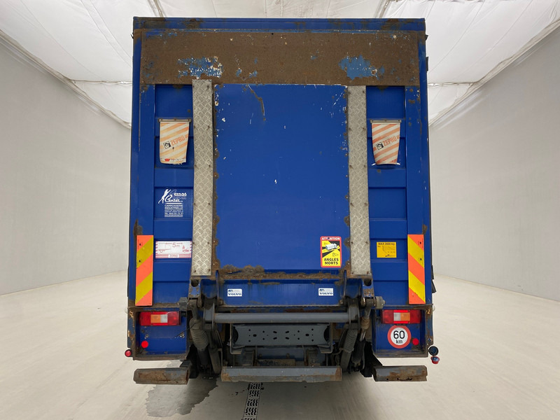 Curtainsider truck Volvo FM 300 - 6x2: picture 5