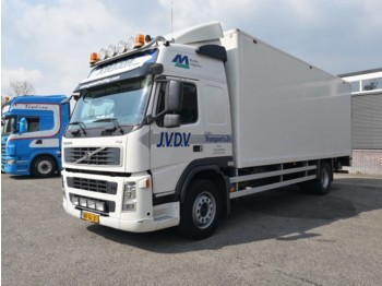 Box truck Volvo FM 330 4X2 Globetrotter Euro5 VEB+ - 7.25 Bak + 2000KG klep - Vangmuilkoppeling - 11/2019 APK: picture 1