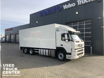 Box truck Volvo FM 330 6X2 433.877 KM: picture 1