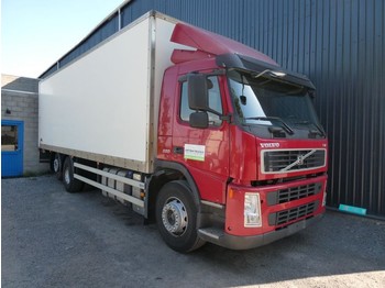 Box truck Volvo FM 330 6x2 520000 km: picture 1