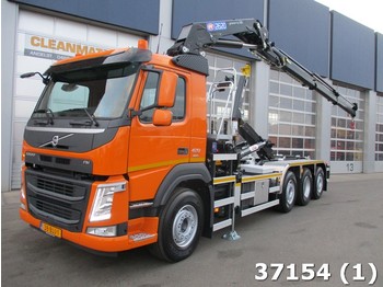 Hook lift truck Volvo FM 420 8x2 Euro 6 HMF 26 ton/meter laadkraan: picture 1
