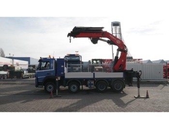 Truck Volvo FM 440 8X4 WITH PM 68 S CRANE 162.000km: picture 1