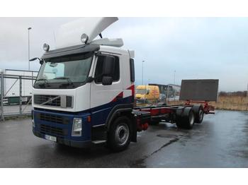 Container transporter/ Swap body truck Volvo FM 6*2: picture 1