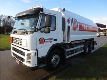 Tank truck for transportation of fuel Volvo REF 61: picture 1