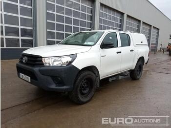 Pickup truck 2019 Toyota Hilux: picture 1