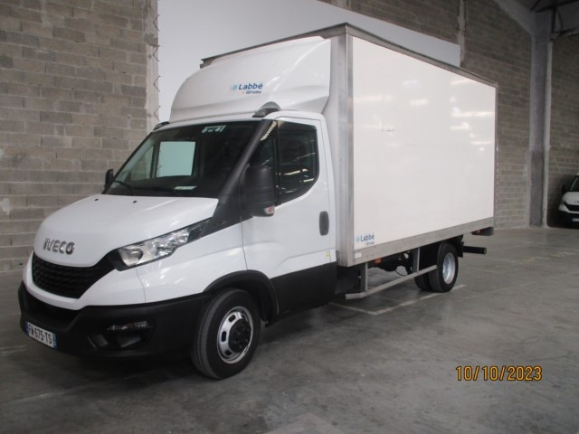 Box van IVECO Daily 35C16H Koffer/LBW