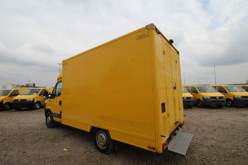 Box van Iveco C30C Daily KURZ/ Regalsystem/ Koffer/Luftfeder