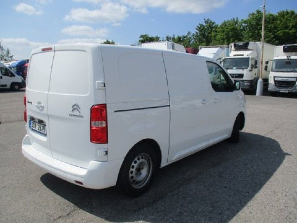 Refrigerated van Citroën Jumpy L2H1 Thermo King C250: picture 3