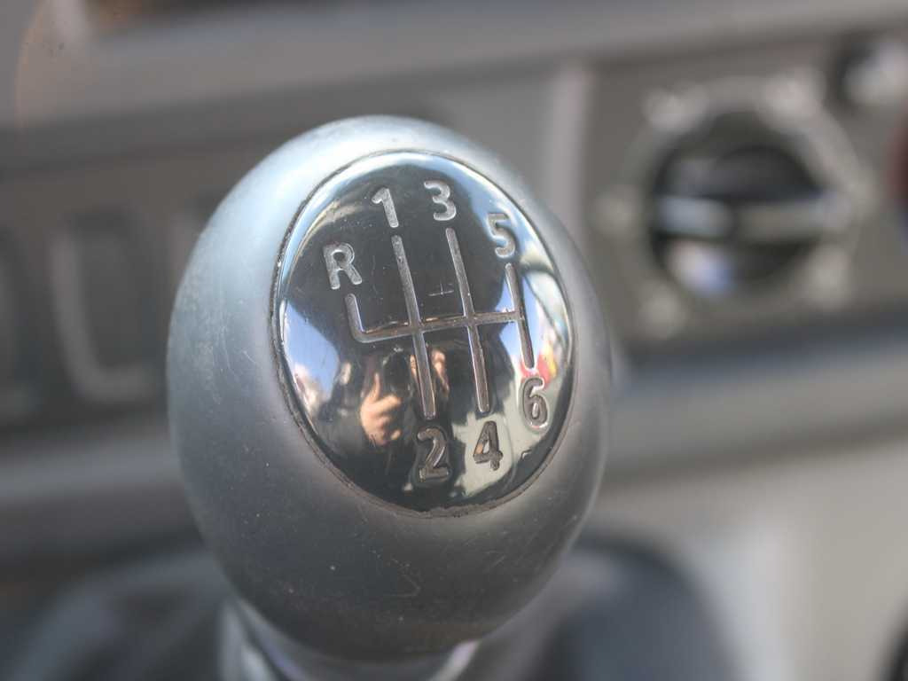 Curtain side van Renault MASTER, EURO 4, HYDRAULIC FRONT, CAMERA