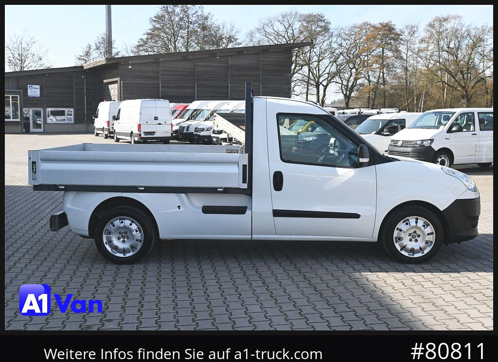 Flatbed van FIAT Doblo 1,6 Pritsche, AHK, Blue & me