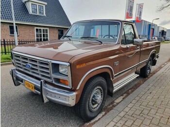 Pickup truck Ford USA F-250 XLT LARIAT 7.5L V8 automaat: picture 1