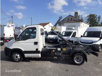 Tipper van IVECO DAILY 35C11: picture 1