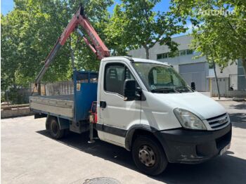 Flatbed van IVECO DAILY 35C12 - GRUA: picture 1